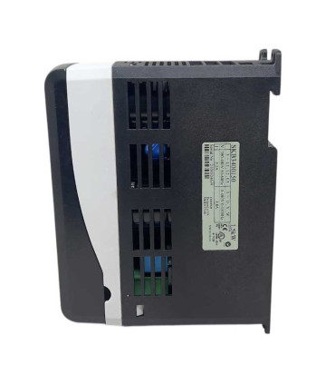 Control Techniques SKB3400150 Nidec variador trifásico compacto